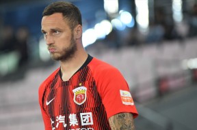 Duomi Sports-迈阿密热火发布备战花絮；转会期临场应变；中超任务艰巨；更衣室氛围转暖(阿德巴约三分绝杀活塞热火险胜)