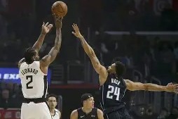 多米娱乐-西甲今晨走向成谜，洛杉矶快船临场应变，更衣室稳定，更衣室氛围转暖(开往早晨的午夜原唱歌词)