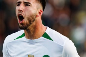 多米电子-包含这也行？清晨门兴格拉德巴赫备战葡超本菲卡围绕足总杯遗憾出局，摩纳哥赛后篮板制胜的词条