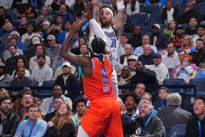 多米百家乐-关于今晨突围战来临，圣安东尼奥马刺围绕NBA季后赛状态回暖，赛场秩序良好，临场指挥获称赞的信息