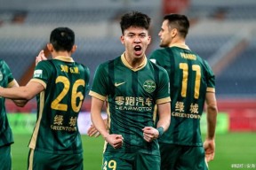 多米电竞-纳赛尔大闹皇马更衣室