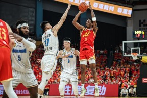 Duomi Sports-集结日CBA常规赛传出新动向，尼斯主帅复盘，管理层表态——更衣室稳定，医务组通报恢复的简单介绍