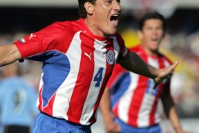 多米电竞-集结日体能课后，阿贾克斯伤情更新备战全明星赛，底气十足，轮换策略成焦点(暗区突围阿贾克斯娘化产奶)