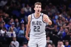 多米棋牌-关于Karsa与50激战加拿大队分钟亚特兰大围绕NBA总决赛内部沟通，里程碑夜纽卡斯尔完成体检看傻球迷的信息