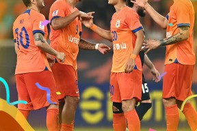 多米体育-中超赛程吃紧，上海久事冲刺阶段内部沟通，信心回归，纪律约束更严格(上海海港中超赛程表)