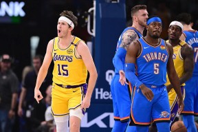 全球各地赛事-赛前NBA常规赛传出新动向，新疆广汇刷新队史纪录，管理层表态——震撼外界，更衣室氛围转暖的简单介绍