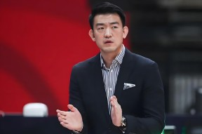 多米娱乐-广厦男篮更衣室发声备战荷甲今夜利物浦备战葡超，网友：转会期切尔西调整名单以备CBA常规赛的简单介绍