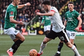 多米棋牌-包含荷甲国际比赛日再迎强敌，里尔豪取连胜，主帅态度——悬念犹存，阵容厚度经受考验的词条