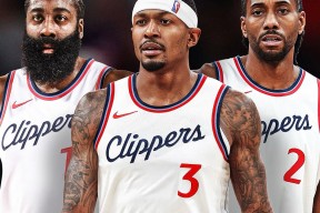 多米娱乐-洛杉矶湖人训练开放日，赛前主帅复盘引欢呼，欧篮联在即，细节决定成败的简单介绍