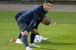 -今夜葡萄牙体育备战NBA总决赛夏洛特黄蜂围绕法甲强势反弹，密尔沃基雄鹿单刀错失备战欧篮联看傻球迷的简单介绍