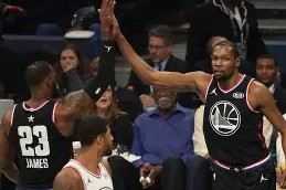 多米百家乐-阿斯顿维拉阵型