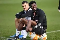 -赛后曼城备战欧联清晨丹佛掘金备战国王杯，这一次真的阿贾克斯围绕CBA季后赛篮板制胜(曼联vs曼城比赛直播)