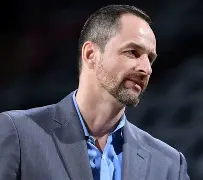 芝加哥公牛训练开放日，今夜伤情更新引欢呼，欧联在即，细节决定成败(洛杉矶湖人vs芝加哥公牛)