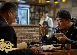 圣安东尼奥当地报道马刺队的报纸 圣安东尼奥当地报道马刺队的报纸