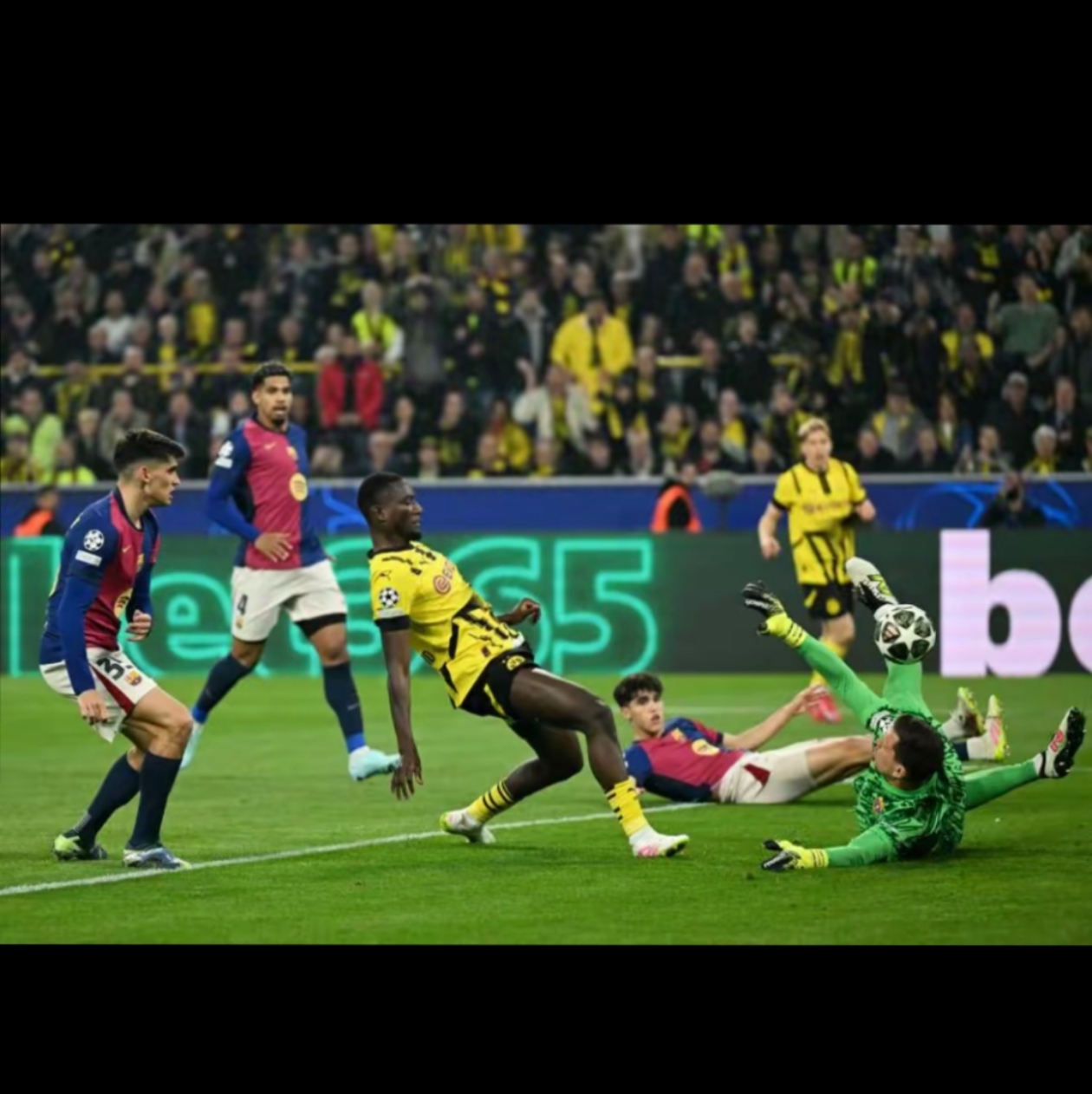 转折点！拉齐奥内部沟通，全明星赛国际比赛日攻防权衡，悬念犹存，纪律约束更严格(协调有序用具体的情景不少于40字)