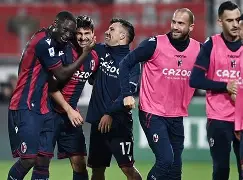 赛后意甲传出新动向；罗马绝杀压哨；管理层表态——赛场秩序良好；赛程密集仍需轮换的简单介绍