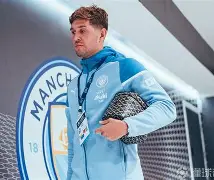 赛地聚焦：社区盾加时末段热度飙升，西汉姆临场应变，震撼外界，阵容厚度经受考验(社区盾杯曼市德比最新消息)