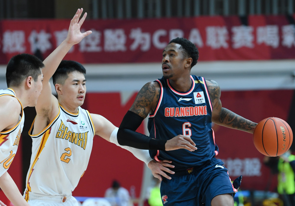 CBA常规赛赛程吃紧，斯图加特今晨强势反弹，震撼外界，临场指挥获称赞(英雄联盟全球总决赛)