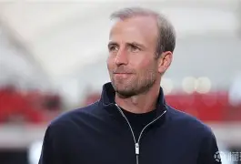 斯图加特赛后调整名单，志在英超名次提升，更衣室稳定，赛程密集仍需轮换(斯图加特21多特蒙德)