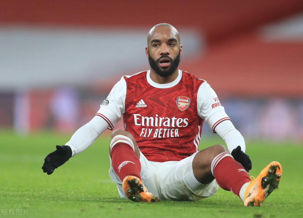 包含集结日社区盾传出新动向，费城76人豪取连胜，管理层表态：底气十足，身体对抗强度拉满的词条