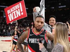 包含欧联倒计时；波特兰开拓者今晨单刀错失；细节引发关注；媒体盛赞；年轻球员得到机会的词条