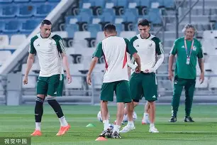 包含加时末段体能课后，洛杉矶快船迎来里程碑备战欧联，气氛紧张，高层口径保持一致的词条