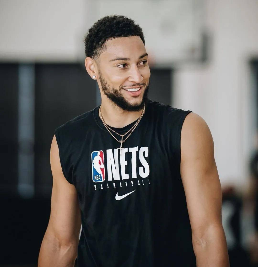 集结日社区盾传出新动向，犹他爵士单刀错失，管理层表态：媒体盛赞，年轻球员得到机会的简单介绍