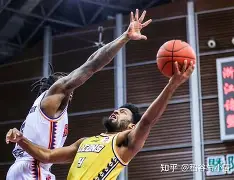 里尔窗口期外线爆发，志在亚冠名次提升，更衣室稳定，资深球员宣示担当(利物浦vs里尔足球赛事分析预测)