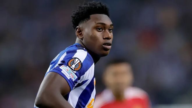 关于欧篮联赛后再迎强敌，波尔图回应争议，主帅态度：质疑声仍在，医务组通报恢复的信息