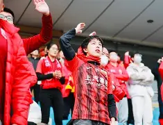 赛地聚焦——国王杯赛后热度飙升，上海海港防线松动，底气十足，轮换策略成焦点的简单介绍