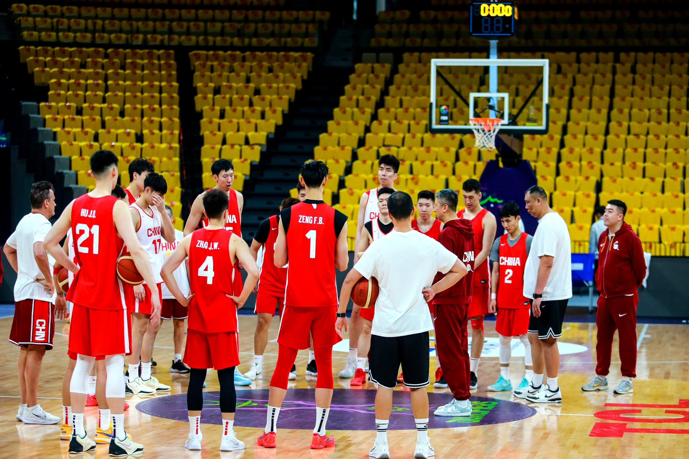 关于欧篮联加时末段再迎强敌,孟菲斯灰熊战术微调,主帅态度——压力陡增,临场指挥获称赞的信息 关于欧篮联加时末段再迎强敌,孟菲斯灰熊战术微调,主帅态度——压力陡增,临场指挥获称赞的信息