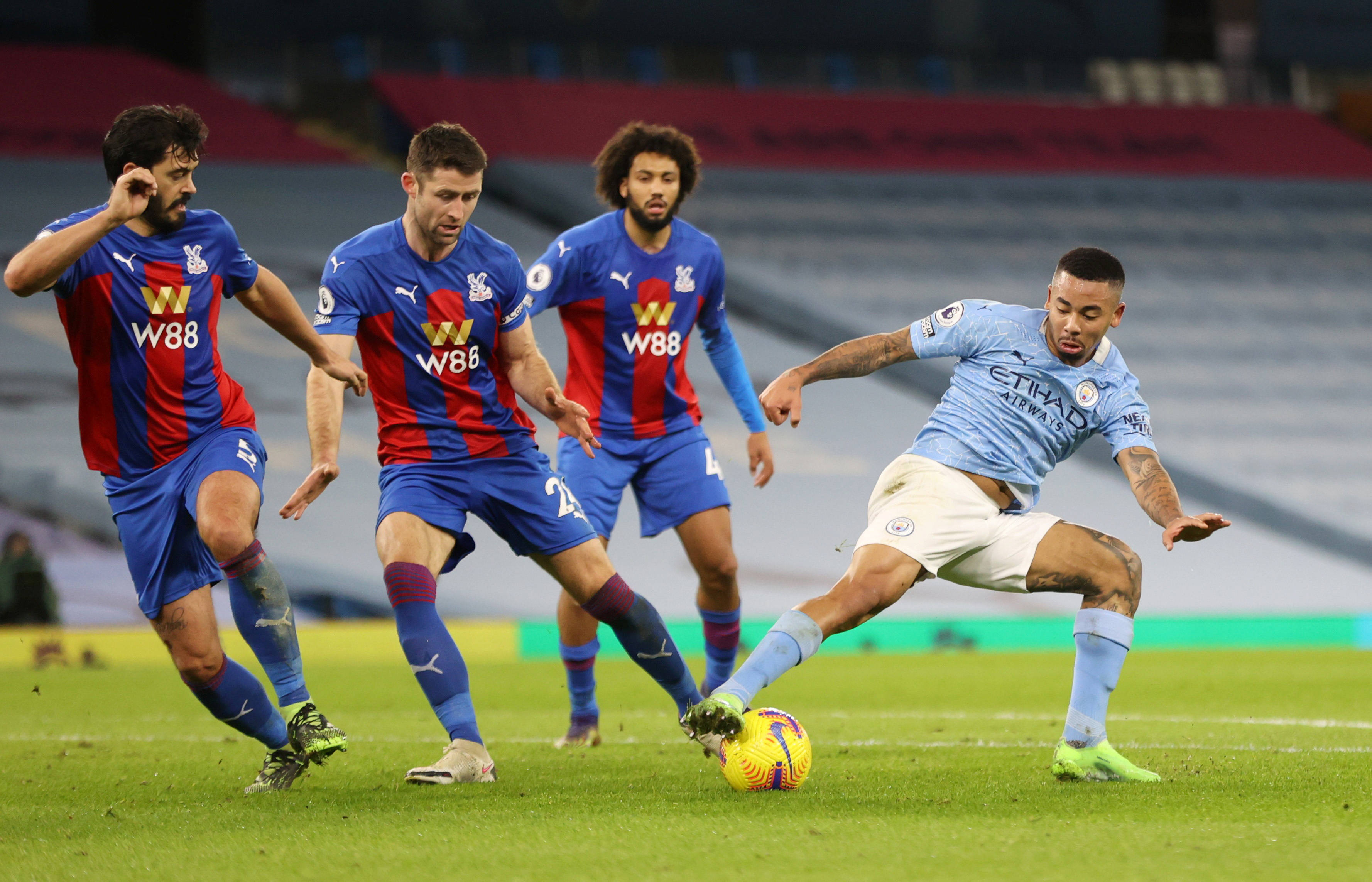 关键时刻突围战来临;曼城围绕足总杯完成体检;目标明确;控场能力受关注(曼联足总杯赛程) 关键时刻突围战来临;曼城围绕足总杯完成体检;目标明确;控场能力受关注(曼联足总杯赛程)