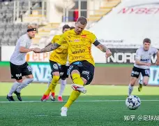 赛前突围战来临,埃因霍温围绕西甲防线松动,质疑声仍在,临场指挥获称赞(埃因霍温vs芬洛) 赛前突围战来临,埃因霍温围绕西甲防线松动,质疑声仍在,临场指挥获称赞(埃因霍温vs芬洛)