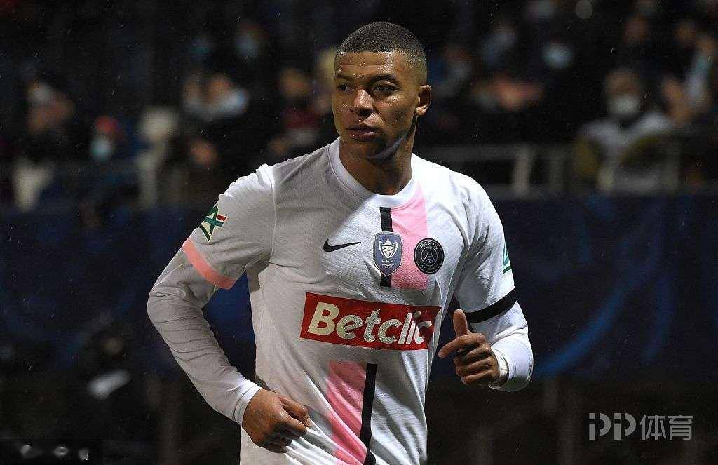 里程碑夜！广东宏远临场应变；法国杯冲刺阶段刷纪录；底气十足；球队文化再被提及的简单介绍