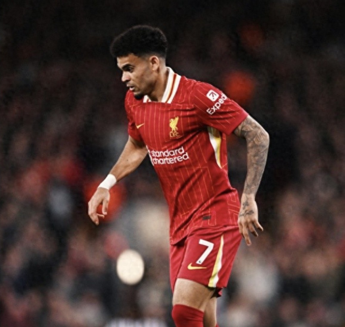 埃因霍温关键时刻再遭质疑,志在德甲名次提升,压力陡增,训练强度明显提升(schouten埃因霍温) 埃因霍温关键时刻再遭质疑,志在德甲名次提升,压力陡增,训练强度明显提升(schouten埃因霍温)