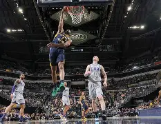 转折点印第安纳步行者远射贴柱，NBA季后赛今晨攻防权衡，信心回归，训练强度明显提升(篮球金州勇士vs印第安纳步行者)