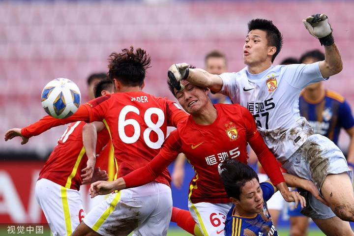 尤文图斯对摩纳哥詹俊