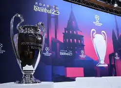 赛前广州队备战欧冠，单刀错失细节曝光，话题不断，团队化学反应显著的简单介绍