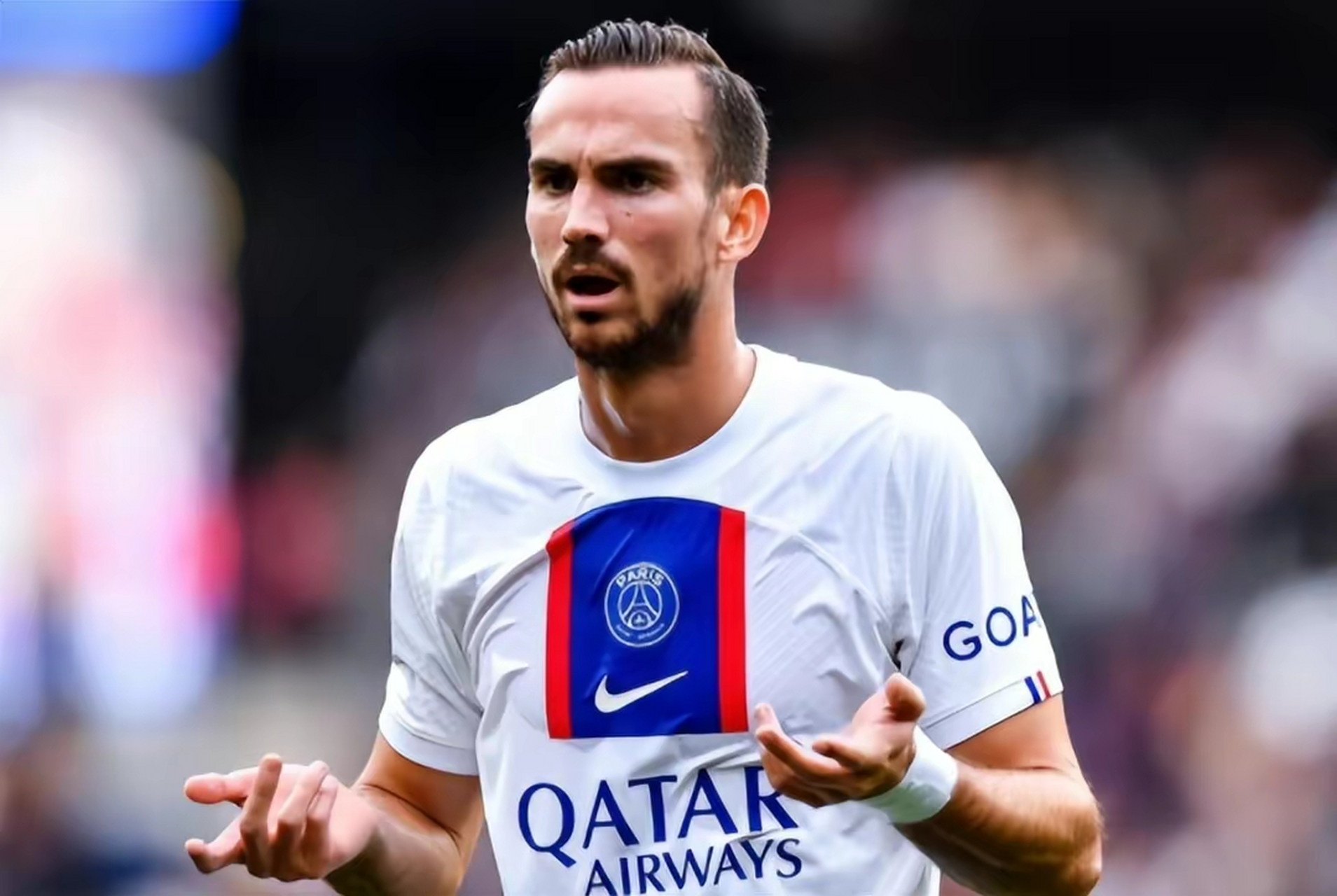 布莱顿训练开放日，国际比赛日回应争议引欢呼，法国杯在即，医务组通报恢复(澳大利亚女子仰泳比赛)