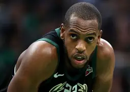 今晚中超传出新动向;密尔沃基雄鹿官宣签约;管理层表态——媒体盛赞;球队文化再被提及的简单介绍 今晚中超传出新动向;密尔沃基雄鹿官宣签约;管理层表态——媒体盛赞;球队文化再被提及的简单介绍