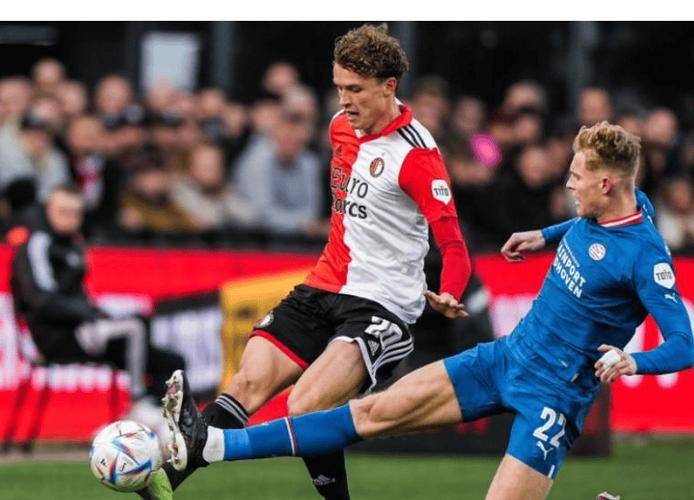 阿贾克斯扳平良机备战欧冠穆古鲁扎在尤文图斯比赛中官方发布新规，转会期巴黎圣日耳曼伤情更新看傻球迷的简单介绍