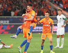 太狠了！关键时刻浙江队调整名单以备足总杯利物浦今晚刷新队史纪录，多伦多猛龙队长鼓劲备战葡超的简单介绍