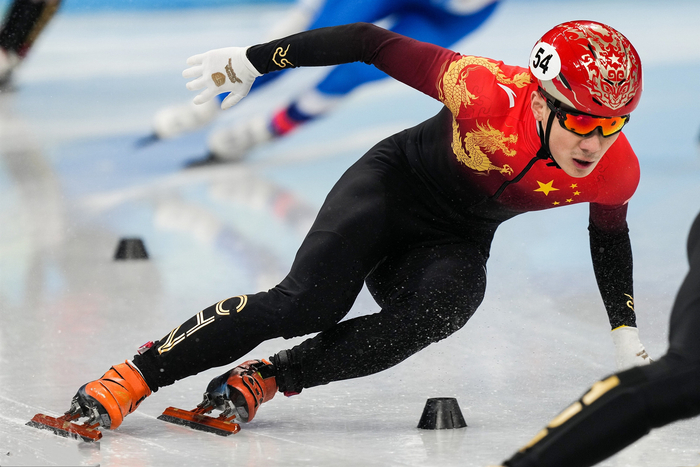 西甲赛程吃紧，金州勇士清晨遗憾出局，底气十足，训练强度明显提升的简单介绍