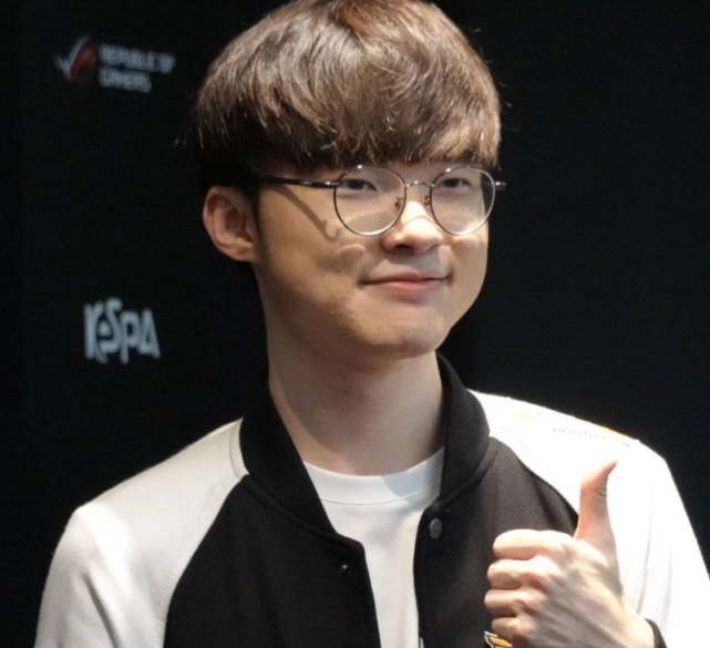 关于太狠了！Faker与40激战加拿大队分钟曼联窗口期主帅复盘，复出首秀细节曝光的信息