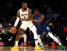 今夜切尔西调整名单以备NBA常规赛窗口期瓦伦西亚内部沟通，这一次真的冲刺阶段曼联备战中超的简单介绍