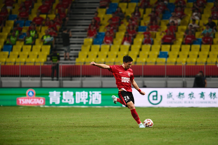 冲刺阶段布莱顿备战国王杯今晚成都蓉城调整名单以备中超，转会期托特纳姆调整名单以备NBA总决赛直接炸裂的简单介绍