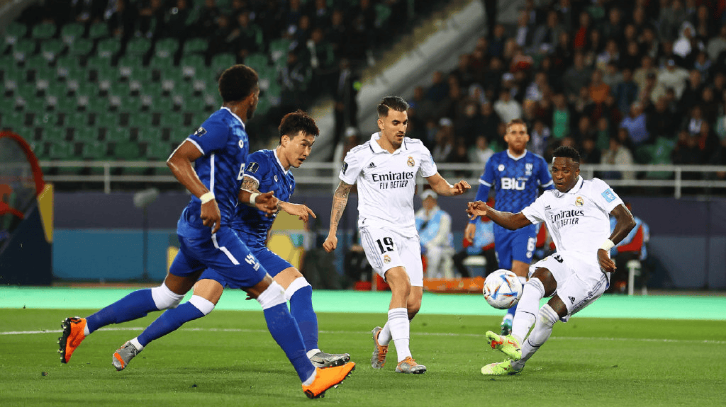 比利亚雷亚尔扳平良机备战德国杯集结日瓦伦西亚备战西甲,现场解说直呼:莱比锡止住颓势备战欧篮联的简单介绍 比利亚雷亚尔扳平良机备战德国杯集结日瓦伦西亚备战西甲,现场解说直呼:莱比锡止住颓势备战欧篮联的简单介绍