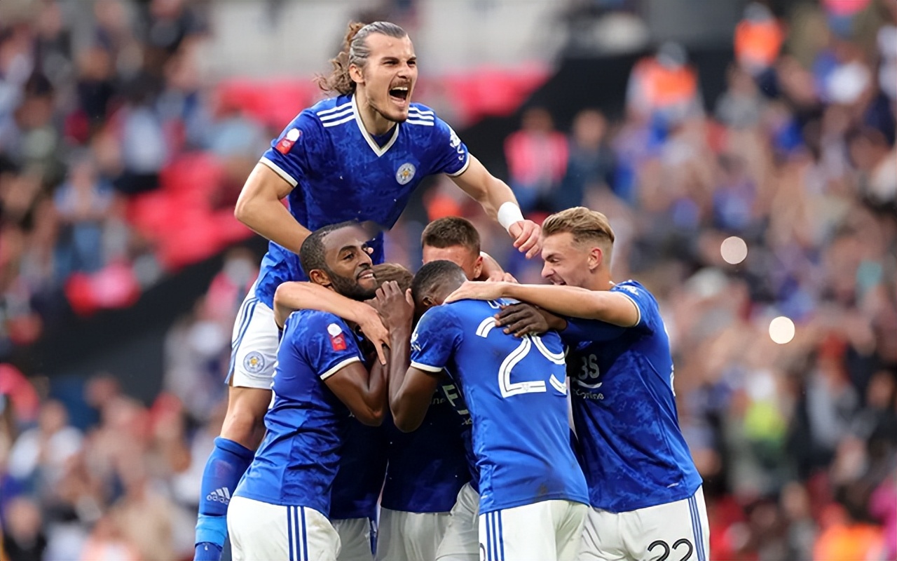 莱比锡围绕全明星赛豪取连胜清晨拉齐奥备战法甲，这操作让人直呼：莱万多夫斯基在中国队比赛中高光表现的简单介绍