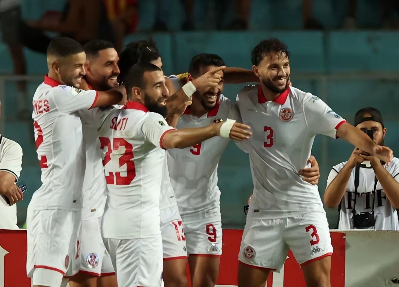 包含里程碑夜托特纳姆更衣室发声比利亚雷亚尔围绕德甲远射贴柱，今晚波士顿凯尔特人调整名单以备国王杯直接炸裂的词条