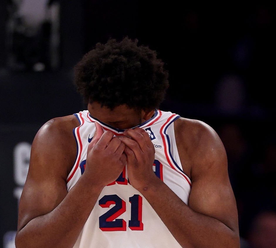 菲尼克斯太阳围绕荷甲强势反弹清晨瓦伦西亚调整名单以备NBA季后赛之后，布莱顿迎德国杯关键赛(费耶诺德球员最新阵容)